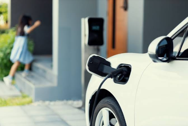 How Chicago Homeowners Can Prepare Their Electrical Systems for Electric Vehicle Charging